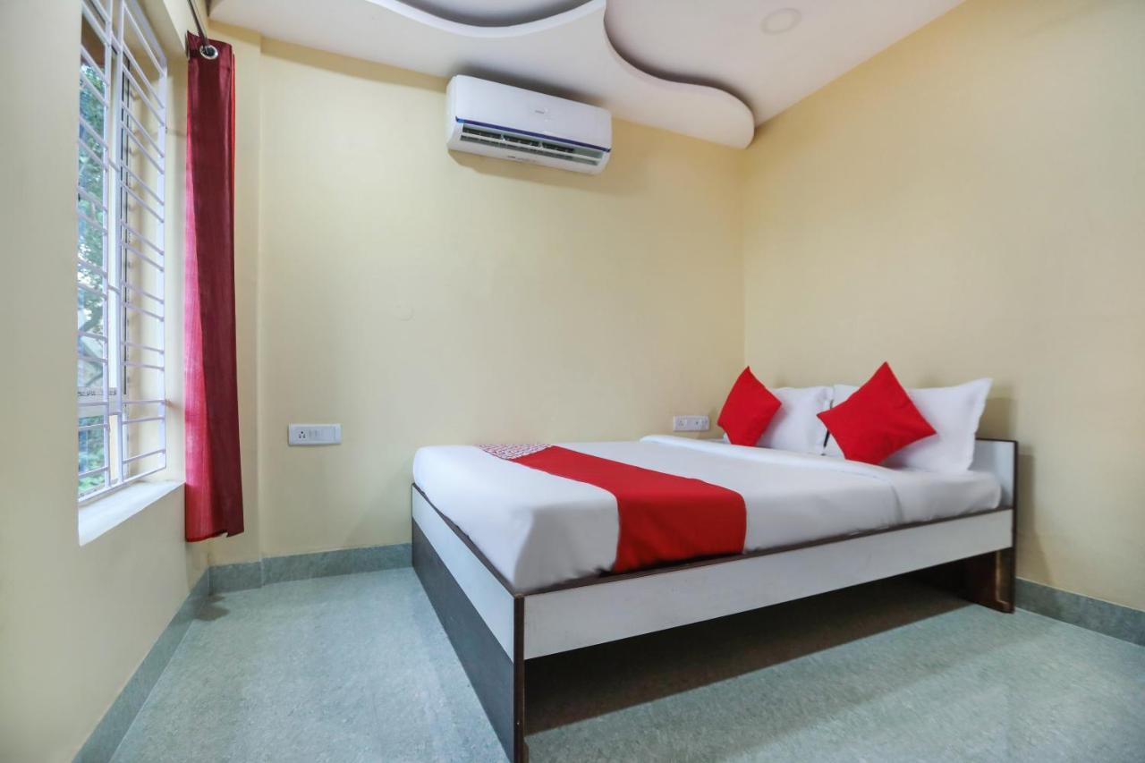 Oyo 62042 Niloy Guest House Jādabpur Eksteriør billede