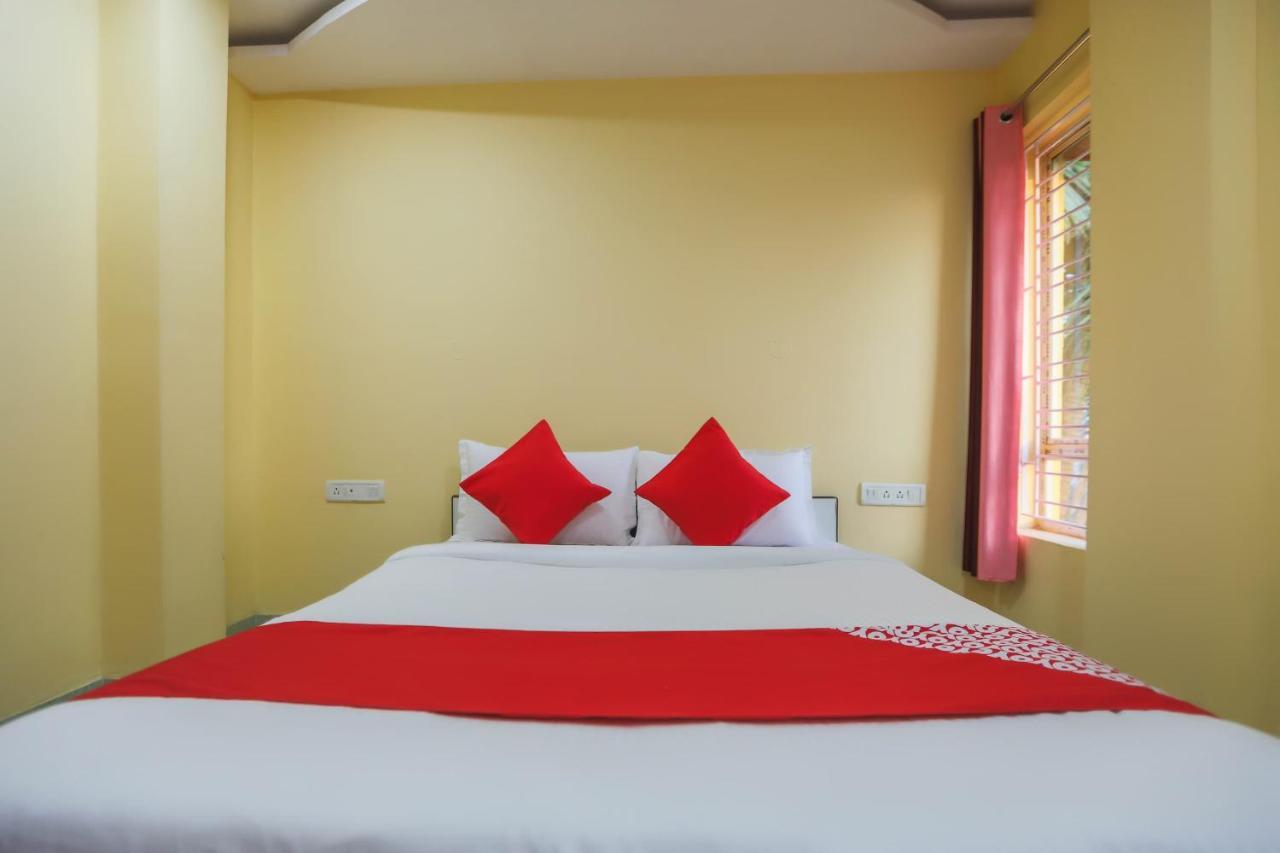 Oyo 62042 Niloy Guest House Jādabpur Eksteriør billede