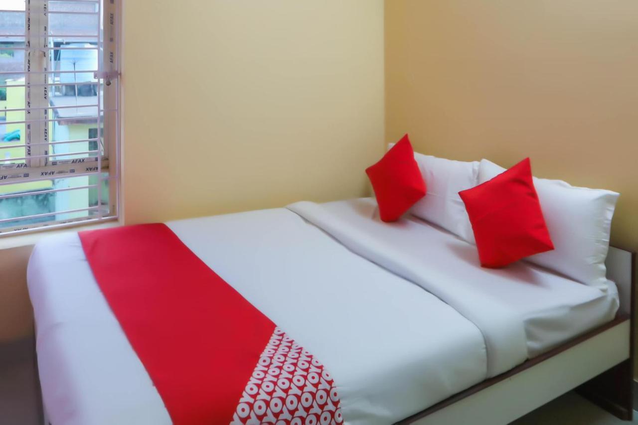 Oyo 62042 Niloy Guest House Jādabpur Eksteriør billede