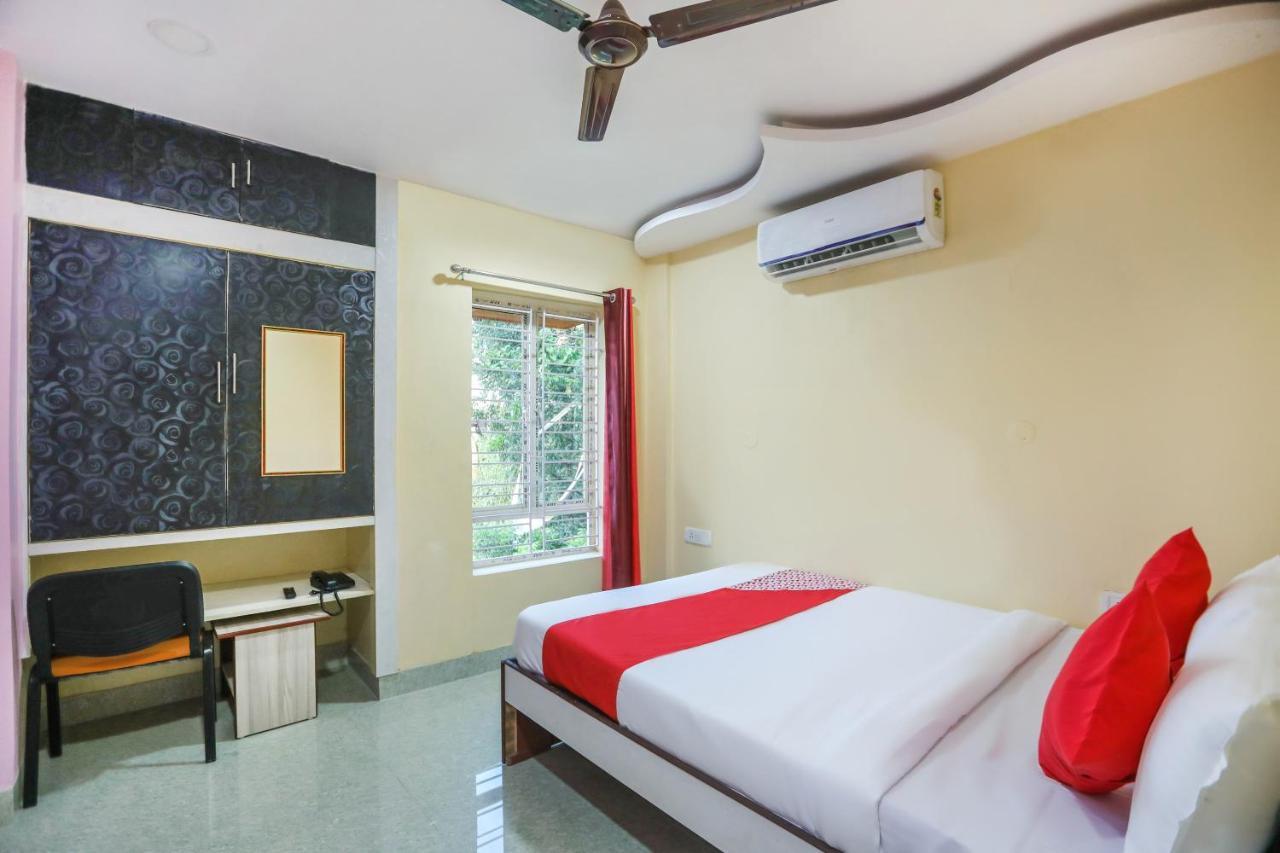 Oyo 62042 Niloy Guest House Jādabpur Eksteriør billede
